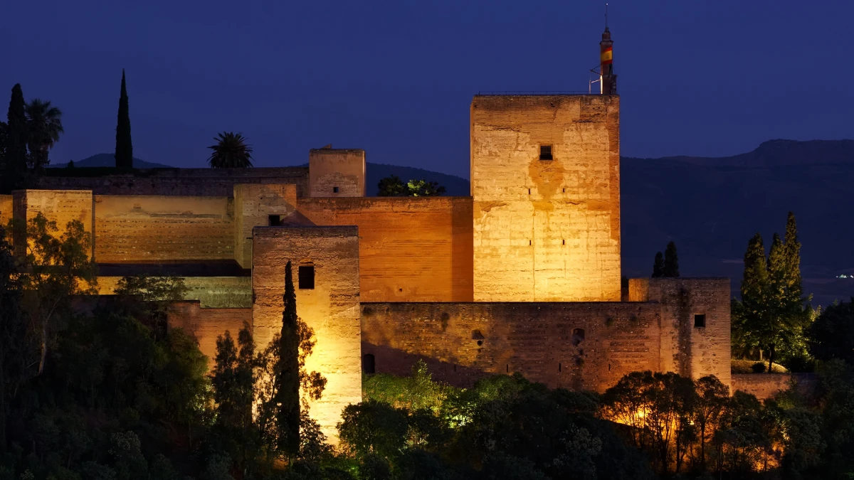 The illuminating Alhambra Palace at night