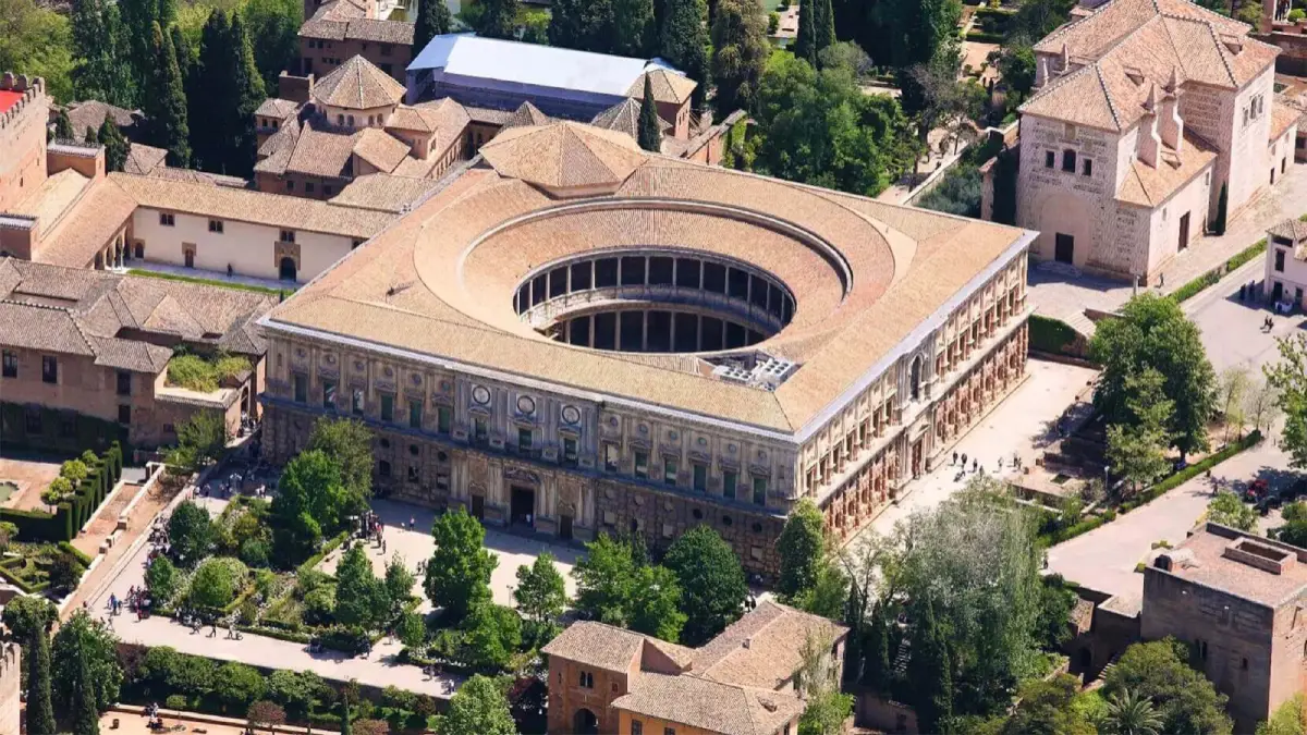 A view of the Palace of Charles V’s square structure and circular courtyard